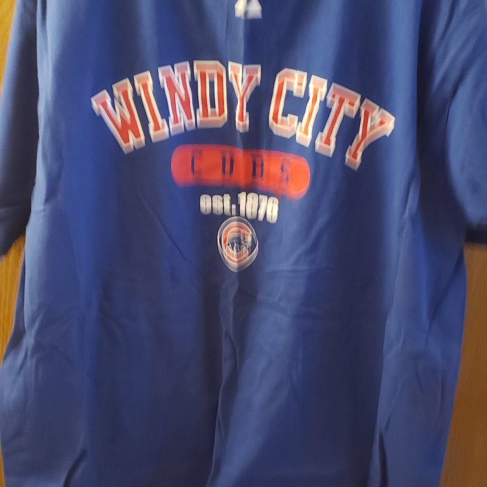 Majestic brand Windy City Cubs T-shirt